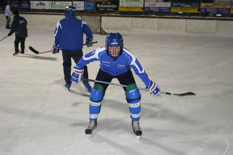 gal/Eishockeyspiel in Toblach/2008-02-02 SVR Eishockey 010.jpg